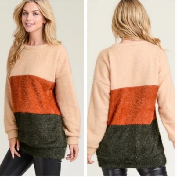 Sweaters - Cozy With Me ✨ Multi colored sweater 🍂